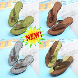 2024 Designer sandals mens Pool Pillow slippers sandals for women womens hospital leather Platform sandal slides slip