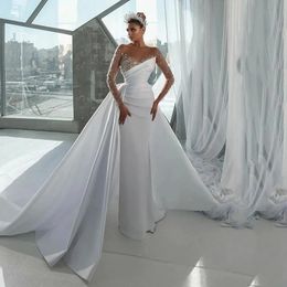 Современные кристаллы бисеро -атласное свадебное платье с длинными рукавами часовня свадебные платья Слиты белые садовые невесты Весендо де Новия 2024