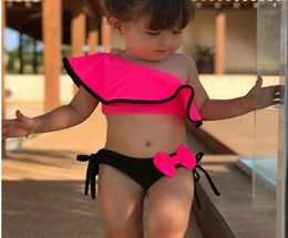 Sfit Summer Baby Girls Bikini Set Two Pieces Swimsuit Family Matching Mother Swimwear Beach Ruffle Bow Costume Bathing Suit New5199569