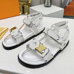 Luxury Women Designer Sandals White T-tie Gold Metal Rubber Sole Fashion Women Casual Flat Shoes Outdoor Beach Vacation Sandals