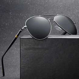 Sunglasses Luxury Mens Polarised Sunglasses Driving Sun Glasses for Men Women Brand Designer Male Vintage Black Pilot Sunglasses UV400 24412