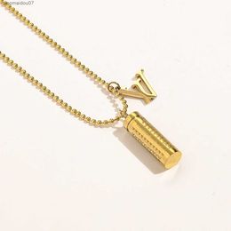 Pendant Necklaces Fashion Womens Design Necklace Choker Chain Gold Plated Stainless Steel Necklaces Pendant Statement Wedding Jewellery AccessoriesL2404