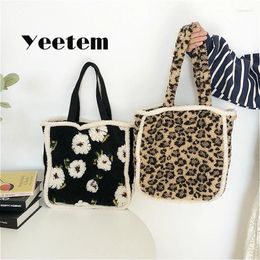 Bag Large Capacity Women Leopard Pattern Handbags Faux Lamb Wool Ladies Shoulder Bags Vintage Flower Girls Student Plush Tote