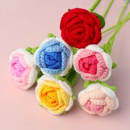 Decorative Flowers Finished Handmade Wool Rose Valentine's Day Gift Accompanied By Hand Wedding Dress Up Knitted Artificial