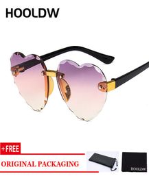 HOOLDW 2020 New Rimless Kids Sunglasses Girls LOVE Heart Shape Children Sun Glasses Outdoors Travel Eyewear UV4009928186