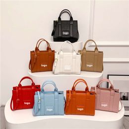 Handbag Designer 50% Discount on Hot Brand Women's Bags High End and Style Small Bag for Womens New Popular Versatile Crossbody Fashion Colour One Shoulder