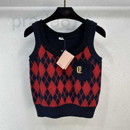 Designer Camisoles & Tanks 2024 Early Spring Academy Style Age Reducing Embroidery Letter embellishment Contrast Plaid Knitted Tank Top for Women 68M5