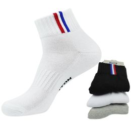 Men039s Socks Autumn and Winter Cotton Casual Socks Male In The Tube Thickening Towel Bottom Running Jogging Sports Sock7144876