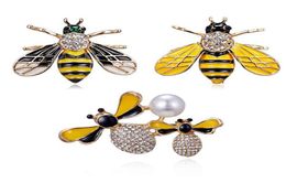 Drip Honey Bees Brooch Pin Fashion Jewelry Costume Decoration Broach Famous Designer Suit Lapel Pin For Women Jewelry Accessor1027723