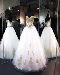 Quinceanera Dresses 2020 Modest Sweet 16 Ball Gown Gold Lace Beads Prom Gowns White Tulle Lace Up Birthday Party Vestidos De 157863589