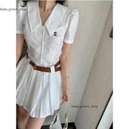 Mui Mui Dress Womens Designer High Quality Luxury Fashion Shirts Casual Whitedress Classic Fashion Embroidered V-neck with Belt Pleated Dresses 463