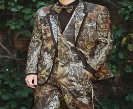 Fashion Camouflage Men 3 Piece Suit Wedding Tuxedos Groom Tuxedos Notch Lapel Two Button Men Dinner Prom BlazerJacketPantsTieV2014711