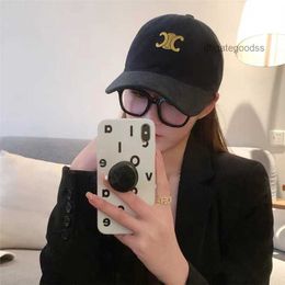 Designer Female Caps and Hats Summer Casual Hundred Take Protection Sun Hat Alphabet Hard Top Baseball Cap Duck