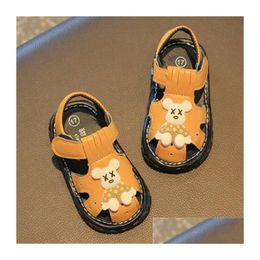 Erste Walkers Mode Luxus Neugeborene Sandalen Jungen Mädchen Baby Kleinkind Kinder Schuhe Sommer weicher Boden atmungsaktiv Sport kleiner Tropfen Deliv OTSPJ