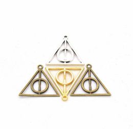 Bulk 120Pcslot Vintage Triangle Charms Pendant Triangle Deathly Hallows Wizzar Charms DIY Findings 3132mm 4 colors6592482