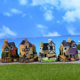 Decorative Figurines 1 Piece Random Colour Mini Craft Micro Landscaping Fairy Garden Home Houses Decoration Villa Tale DIY Accessories