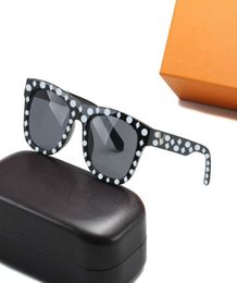 Designer Sunglasses Classic Highfashion Element Popular Adumbral Multiple Pattern Design for Man Woman 6 Colors Top Quality3806865
