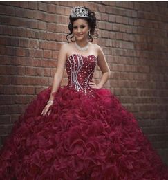 Burgundy Plus Size Ball Gown Sweet 16 Quinceanera Dresses Strapless Crystals Ruffles Organza Corset 2020 Girls Debutantes Masquera6180342