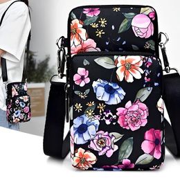 Vintage Floral Pattern Arm Bag Waterproof Sports Phone Purse Casual Travel Outdoor Crossbody Bag Lipstick Pouch