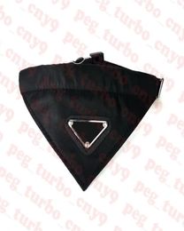 Brand Pets Saliva Towel Collar Metal Logo Pet Bib Bandanas Dog Apparel High Quality Dogs Scarf3440893