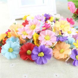 Decorative Flowers 50Pcs Sunflower Artificial Head DIY Wedding Decoration Wreath Fake For Garden Living Room Table Home Decor