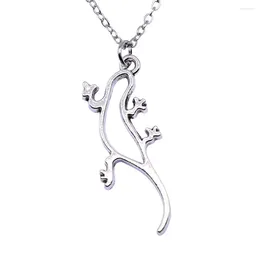 Pendant Necklaces 1pcs Hollow Gecko Lizard Necklace Components Jewellery Items Chain Length 40 5cm