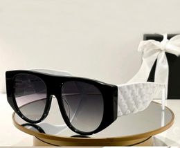 Black White Sunglasses for Women Grey Gradient Classic Celebrity Fashion Sun Shades Sonnenbrille UV Protection Eyewear with Box1477119