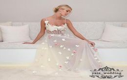 2018 Sexy Illusion Tulle Prom Dresses Sweetheart Spaghetti Straps Flowers Floor Length Backless Ivory Evening Gowns Formal Dresses1914843