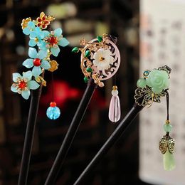 Hair Clips Chinese Style Wooden Stick Vintage Winding Flower Tassel Hairpin Ancient Step Shake Elegant Lady Accessories