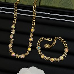 Halskette Designer neuer goldener Schmetterling Schmuckstein Tiger Kopf Halskette Kette Fashion Klassisches Halskettengeschenk für Frauen