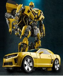 Electronics Robots The exhibits Office ornaments Transformers alloy version of Bumblebee Toys collection Hand do9349187