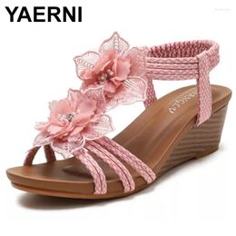 Dress Shoes YAERNI Slope Heel Sandals Summer 2024European And American Bohemian Retro Flower Sandals41-41 Ladies Large Size Roman