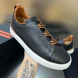 Luxury shoes sneakers designer mens trainers casual flat mules triple s out of office sneaker for men cross bands man low-tops cowhide suede soft leather black with box