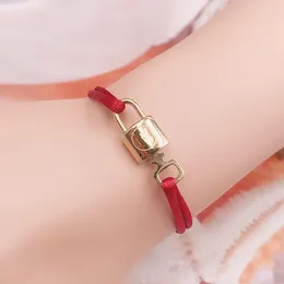 Charm Bracelets Vankeliif Simple Stainless Steel Hand Braided Red String Women's Bracelet Key With Lock Shape Classic Ornament