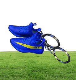 Keychains 3D Mini E Sneaker Keychain Shoes Model Backpack Pendant For Boyfriend Birthday Party Present High Quality Keyring6166427