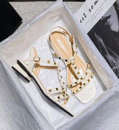 Leather Flat Rivets Studded Sandals Women Fashion Summer Ladies Casual Studs Shoes Ankle Strap Sandles7878885