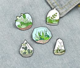 Creative Cartoon Green Plants Enamel Pins Green Cute Glass Cactus Seaweed For Friends Gift Lapel Pin Clothes Bags5776963