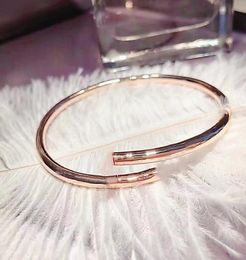 High quality Gold Nail engraved bangle Bracelet Designer Womens bangle Classic Charm Girl Valentines Day Love Gift real gold brace1709556