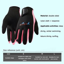 1 Pair Surfing Water Sports Gloves 1.5mm Neoprene Swimming Scuba Diving Gloves Anti Slip Wetsuit Gloves for Women Men Snorkelling