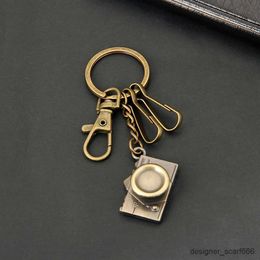 Keychains Lanyards Wannee Fashion Mini Retro Bronze Metal Car Key Chain Multi Cameras String Stylish Keychain Men Pendant Creative Gift Jewellery