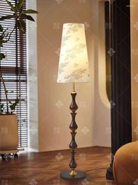 Floor Lamps French Style Mid-Ancient Silent Lamp Living Room Sofa American Retro Solid Wood Bedroom Atmosphere Table