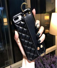 Designers Fashion Wristband Case For iPhone 11 pro max 7 8 6 6s Plus 7Plus Leather Cover For iPhone X Xs Max XR7815805