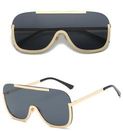 New Oversized Shield Sunglasses Big Frame Alloy One Piece Sexy Cool Sun Glasses Women Gold Clear Eyewear Gradient Shades 6 Colours 4001122