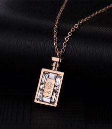 Fashion designer LOVE letters necklace goldplated necklaces lady banquet jewelry luxury crystal diamond pendant clavicle chain2433830476