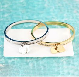 Luxury Designers Bracelet gold bracelet for women Love Jewelry Stamp engraving letter Bracelet Fashion Elegant Jewelry Gift Birthday Gift