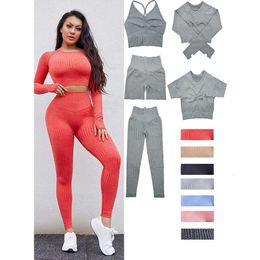 Lu Set Jumpsuit Align Lemon Seamless Yoga Sets Sports Fiess High Waist Peach Hip-lifting Pants Stripe Long-sleeved Suit Workout Gym Legging