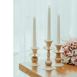 Candle Holders European Style Iron Candlestick Decoration Shooting Props Creative Home Light Luxury Decoracion Hogar Moderno Candelabros