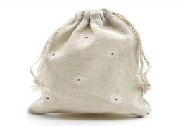 White Daisy Linen Gift Bags 9x12cm 10x15cm 13x17cm pack of 50 Party Candy Favour Bag Holders Makeup Jewellery Drawstring Pouch4899205