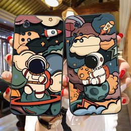 Space Painting Astronauts Phone Case For Xiaomi Poco X5 X4 X3 M5 M4 M3 F5 F4 F3 GT Pro NFC Black Shark 5 Mix 4 Case Funda Shell