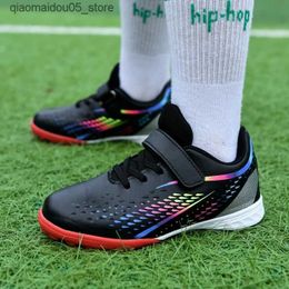 Sneakers Lawn Boys Football Shoes Fashion Childrens Football Shoes Childrens Sports Shoes Outdoor Anti slip Youth Training Coach Chuteira Black Q240413